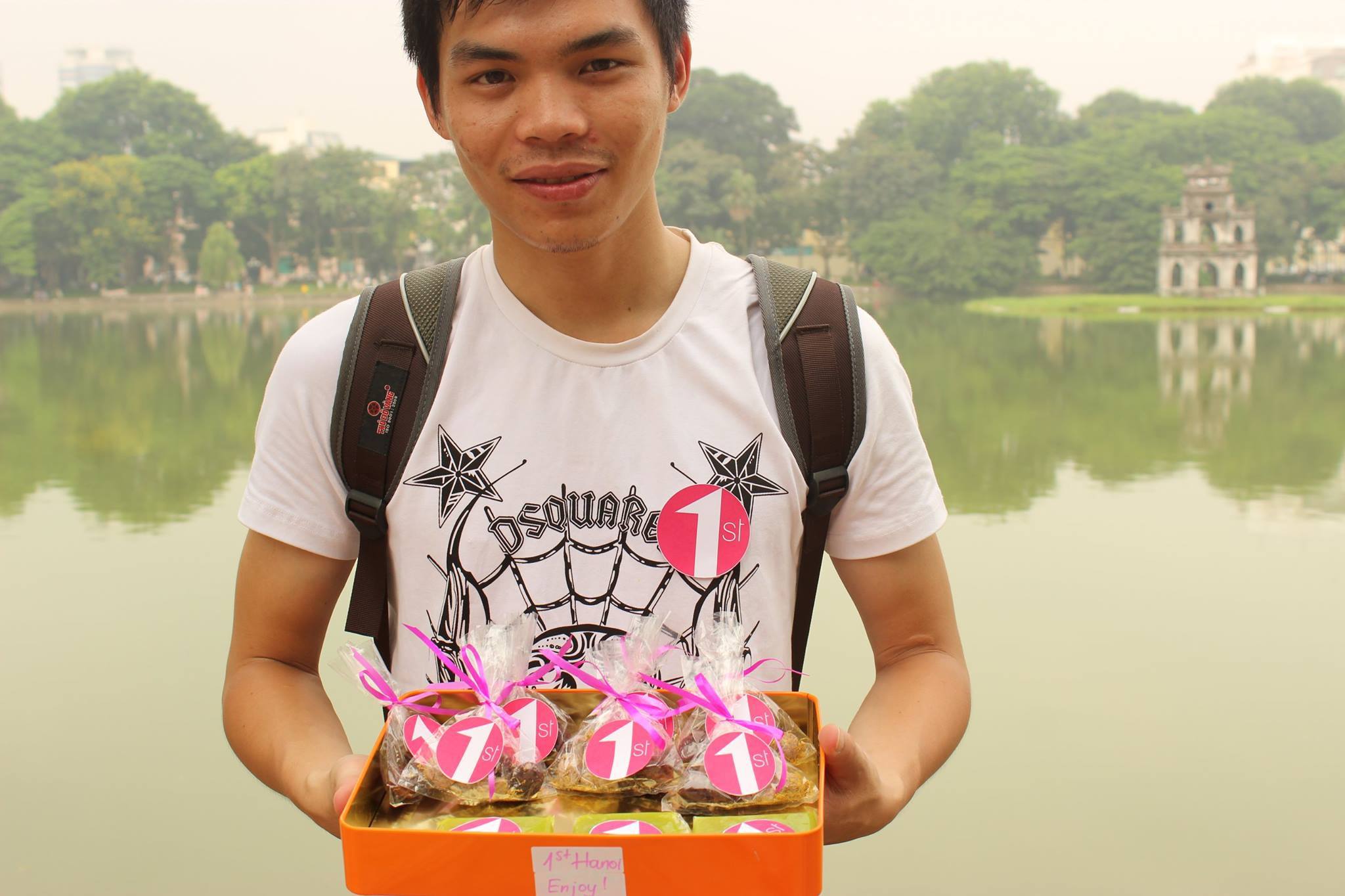 "Nếu em dùng sức lao động của mình để thế chấp, anh có cho em vay 40 triệu không?"